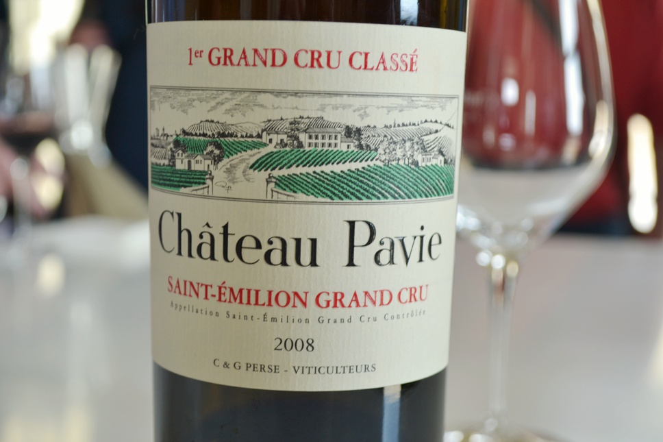 Chateau Pavie 2008 - Lisa Perrotti-Brown tomuto vínu dala 96 bodů