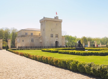 chateau-La-Tour-Carnet-haut-medoc-7deci-m
