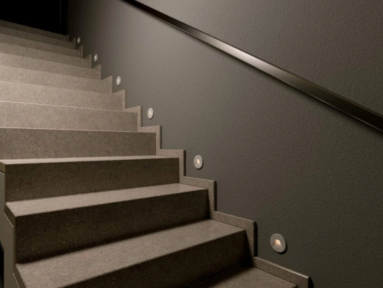 Osvětlení schodiště