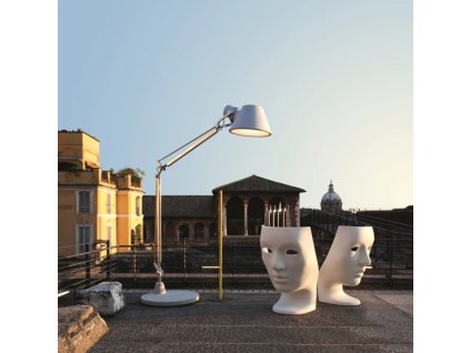 Artemide Tolomeo XXL Outdoor, designová lampa se základnou, 55W 3000K, IP65
