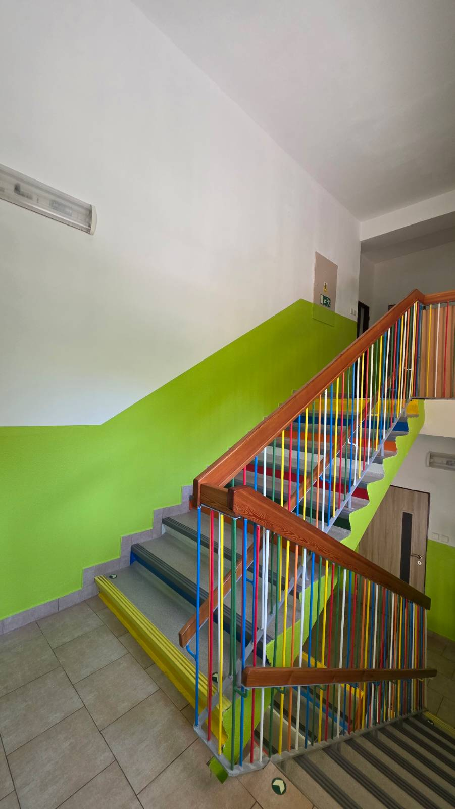 Neratovická školka vylepšila klima pro děti díky speciálnímu nátěru