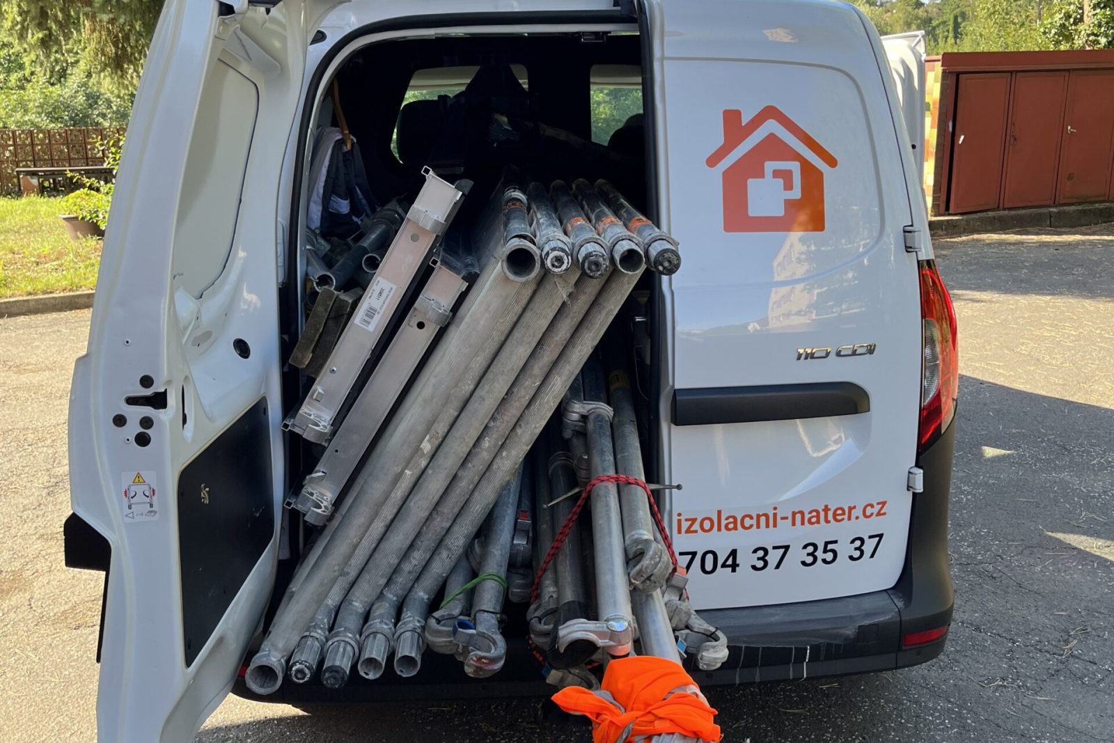 Zbavili sme svetlík plesne a tepelného mosta