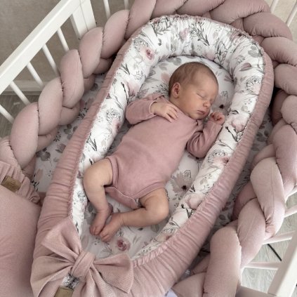 Hniezdo pre bábätko - Staroružové kvietky