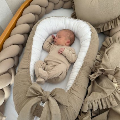 Hniezdo pre chlapčeka - Tmavá béžová a biela