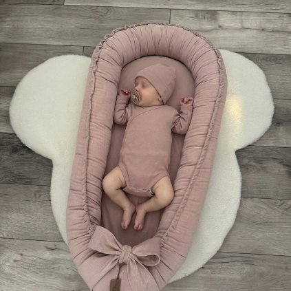 Hniezdo pre dievčatko - Staroružové