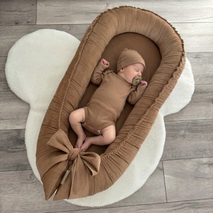 Hniezdo pre chlapčeka - Hnedé