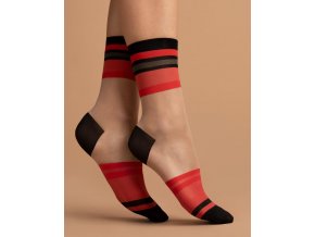 Dámske vzorované ponožky Catch me 15 Den, 76% polyamid, 4% elastan, 20% polypropylén,  Priehľadné ponožky kombinované s červenými a čiernymi pruhmi. Zosilnená špička a päta v čiernej farbe. univerzálna veľkosť one size,