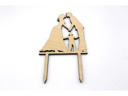 Novomanželé s dítětem