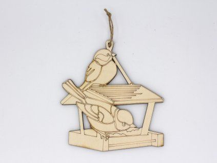 Ptáčci v krmítku na pověšení