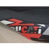 Potah sedla Ducati Hypermotard 698 Mono (24-25) Cairoli special color velvet ultragrip model