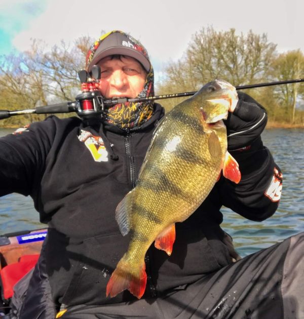 Naviják Baitcasting Vs Smekací naviják