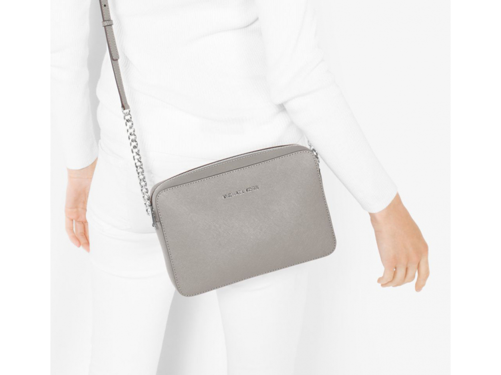 michael kors jet set crossbody pearl grey