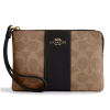 Coach Peněženka Coach Corner Zip Wristlet In Signature Canvas Gold Tan Black3224
