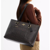 COACH Kabelka Station Tote Bag In Signature Canvas Gold Wallnut Blackjb