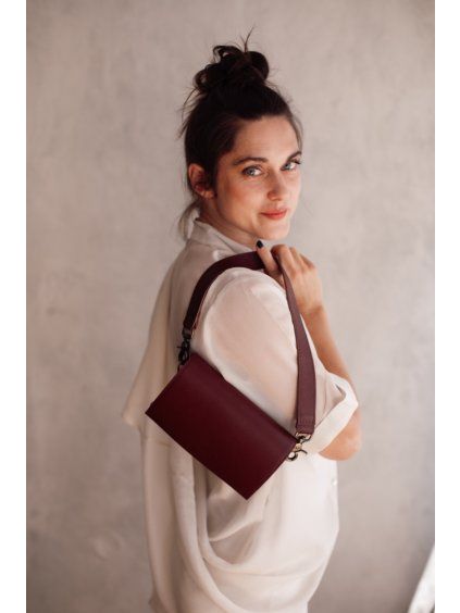 burgundy textured