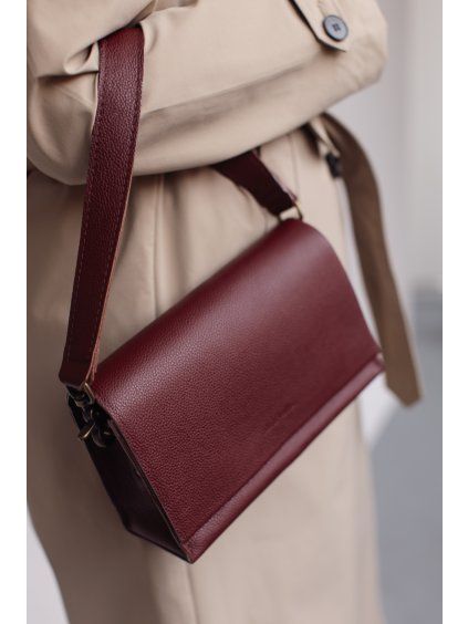 burgundy textured