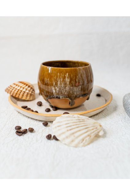 Ručně vyrobený kulatý kalíšek - Tiramisu  (330 ml)