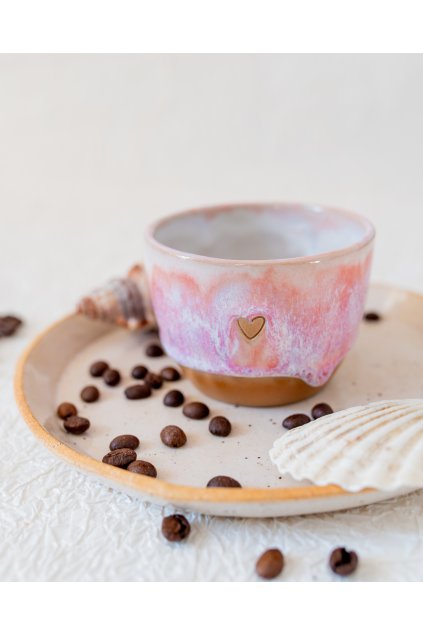Ručně vyrobený buclatý kalíšek na kávu - Sakura se srdíčkem (150-170 ml) - II.jakost