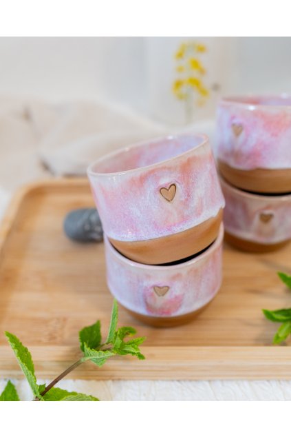 Ručně vyrobený kalíšek na kávu - Sakura se srdíčkem (150-170 ml) - II.jakost