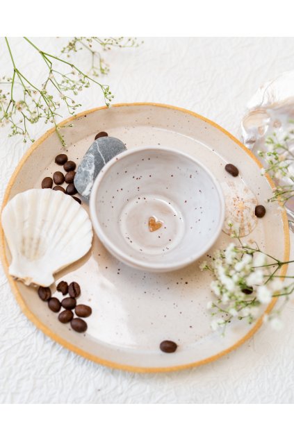 Ručně  vyrobená mini mistička - Křepelka se srdíčkem