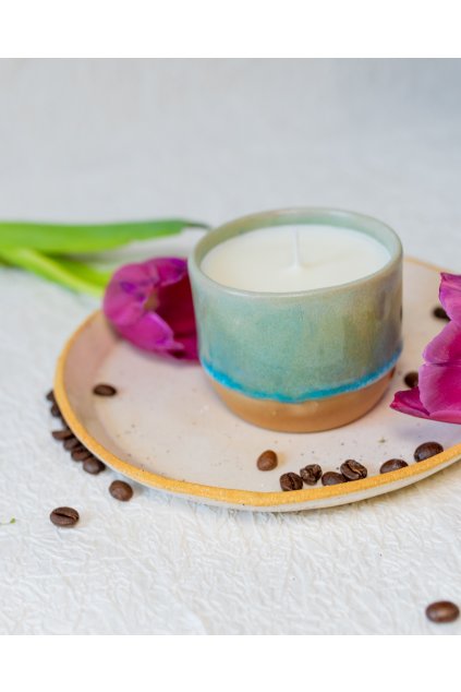 Ručně odlévaná sójová svíčka v keramickém kalíšku - Modro-zelená (150-170 ml)