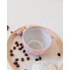 Ručně vyrobený buclatý kalíšek na kávu - Sakura se srdíčkem (150-170 ml) - II.jakost