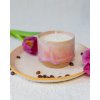 Ručně odlévaná sójová svíčka v keramickém kalíšku - růžová 1 (150-170 ml)