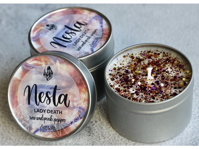 Nesta "Lady Death" (Dvůr trnů a růží)  Dvůr stříbrných plamenů přináší nové příběhové linky