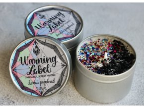 "Warning label" Dangerous best friend (Wednesday)  Některá přátelství by měla být opatřena bezpečnostním varováním!