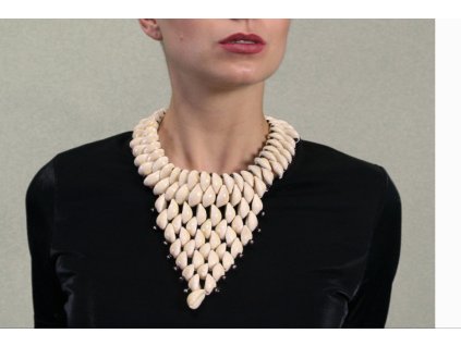 africky-nahrdelnik-z-prirodnich-musli-kauri-rucni-vyroba-burkina-faso