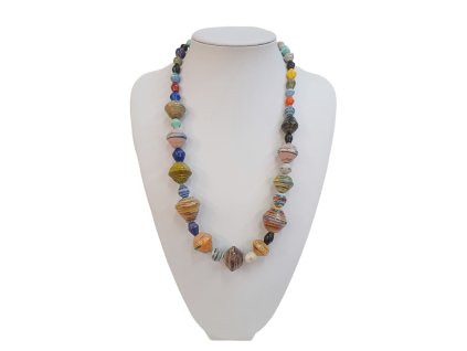 ahrdelnik-makyra-z-recyklovaneho-papiru-uganda