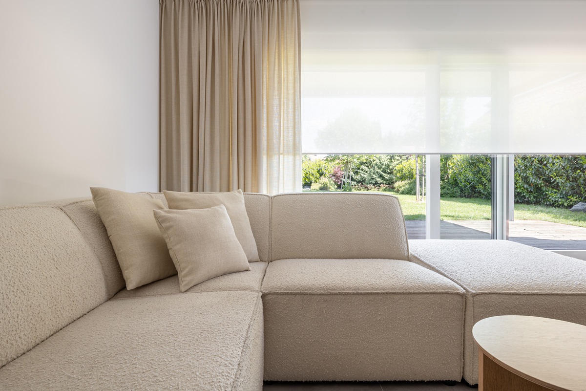 Perfektní látkové rolety pro každou místnost: Průvodce pro váš domov snů