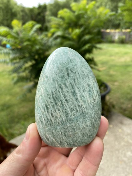 Amazonit volný tvar stojící