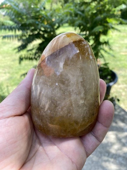 Křišťál s limonitem volný tvar