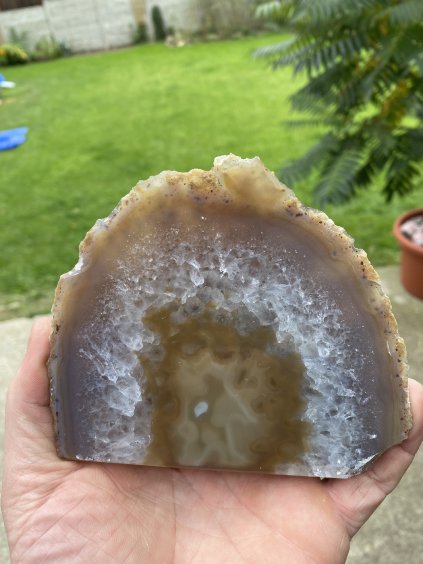 Achát půlka řezaná základna