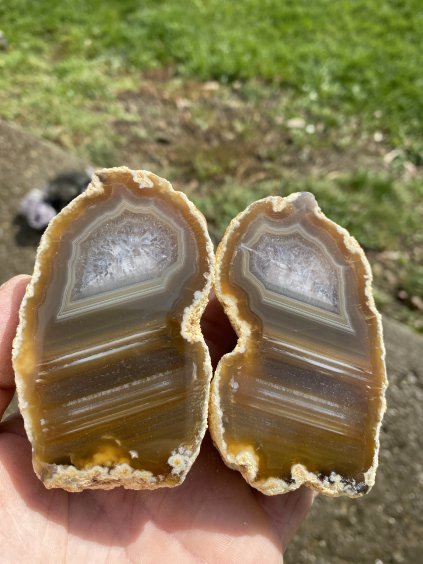 Achát půlka pár
