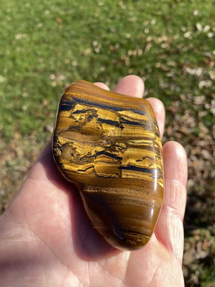 Tygří oko s hematitem tromlované