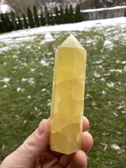 Obelisk Kalcit  žlutý