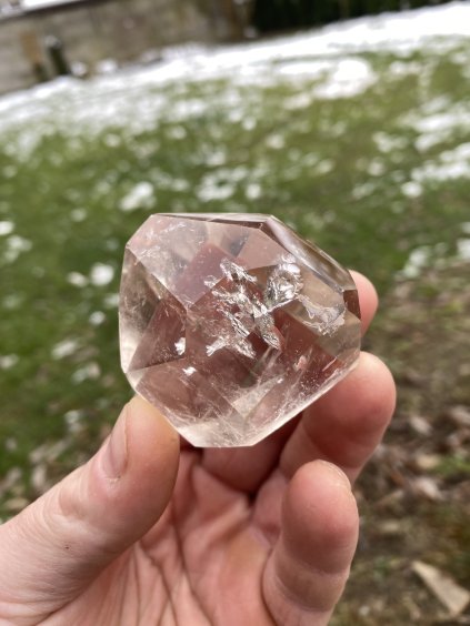 Záhněda Broušený tvar