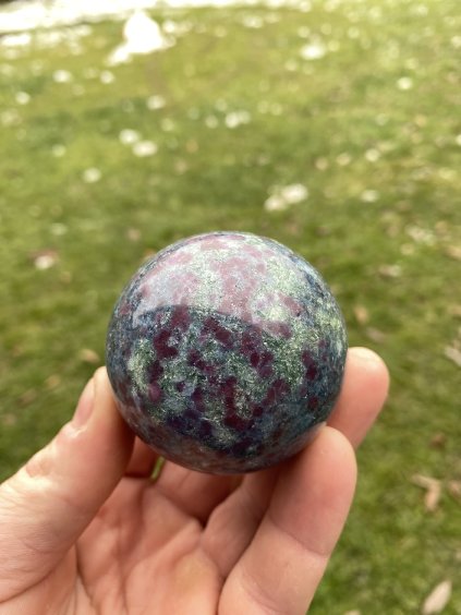 Koule Rubín+Fuchsit+Kyanit