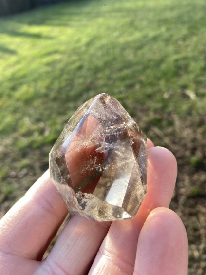 Křišťál broušený tvar