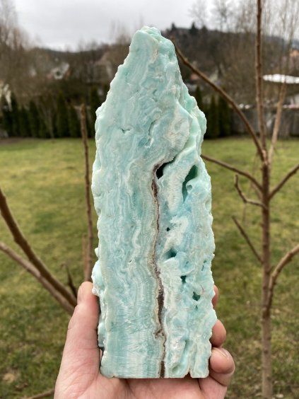 Aragonit modrý plátek leštěný stojící