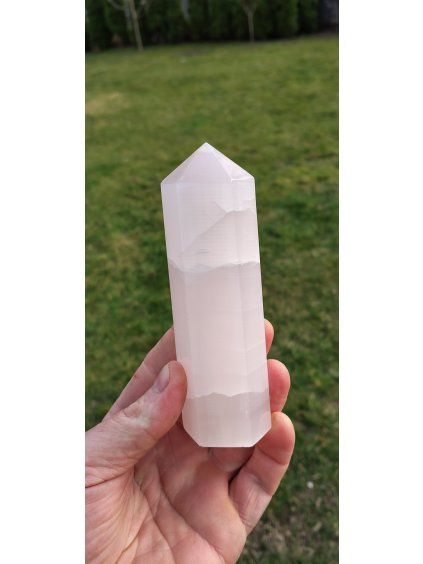 Obelisk Manganokalcit