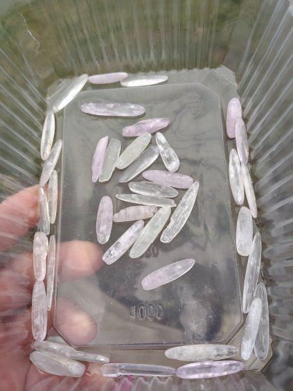 Kunzit tromlovaný  50g