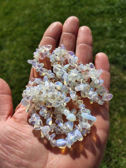 Opalit náramek sekaný