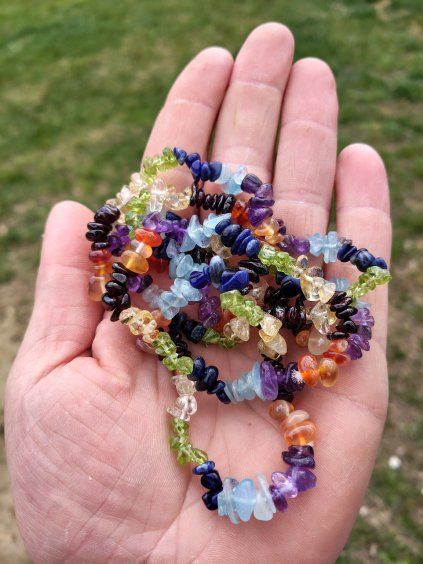 Čakra náramek sekaný