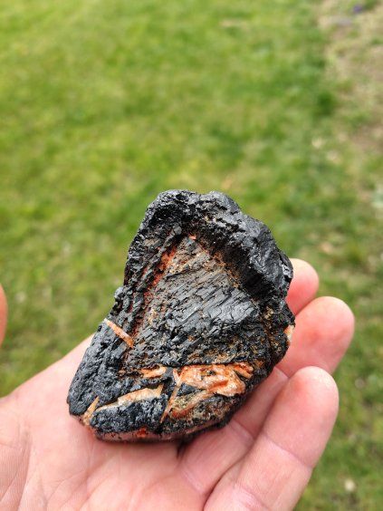 Turmalín krystal