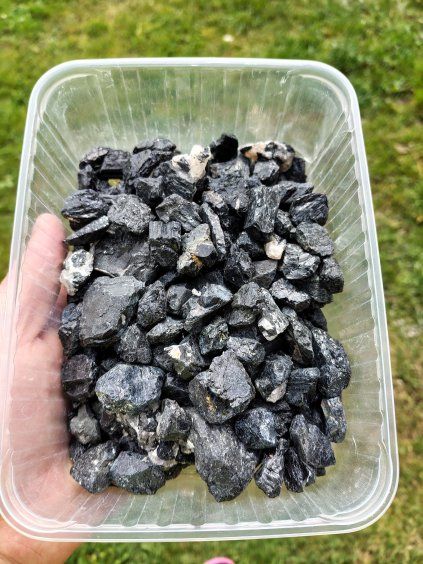 Turmalín zlomky sada 500g