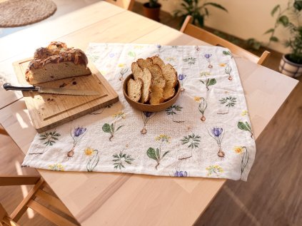 Lněný ubrus Jarní