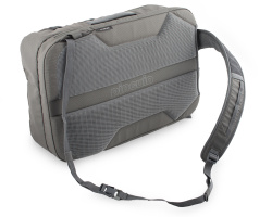 Možnost spojení bederního popruhu a ramenního popruhu a vytvoření tašky přes rameno.